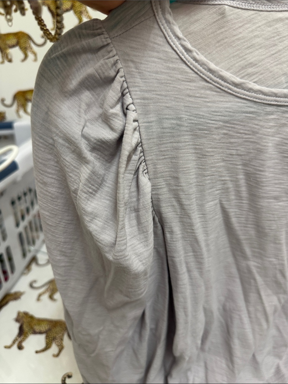 Light lavendar Nation LTD Puff-Sleeve Long Sleeve Top - size xs - Picture 3 of 5